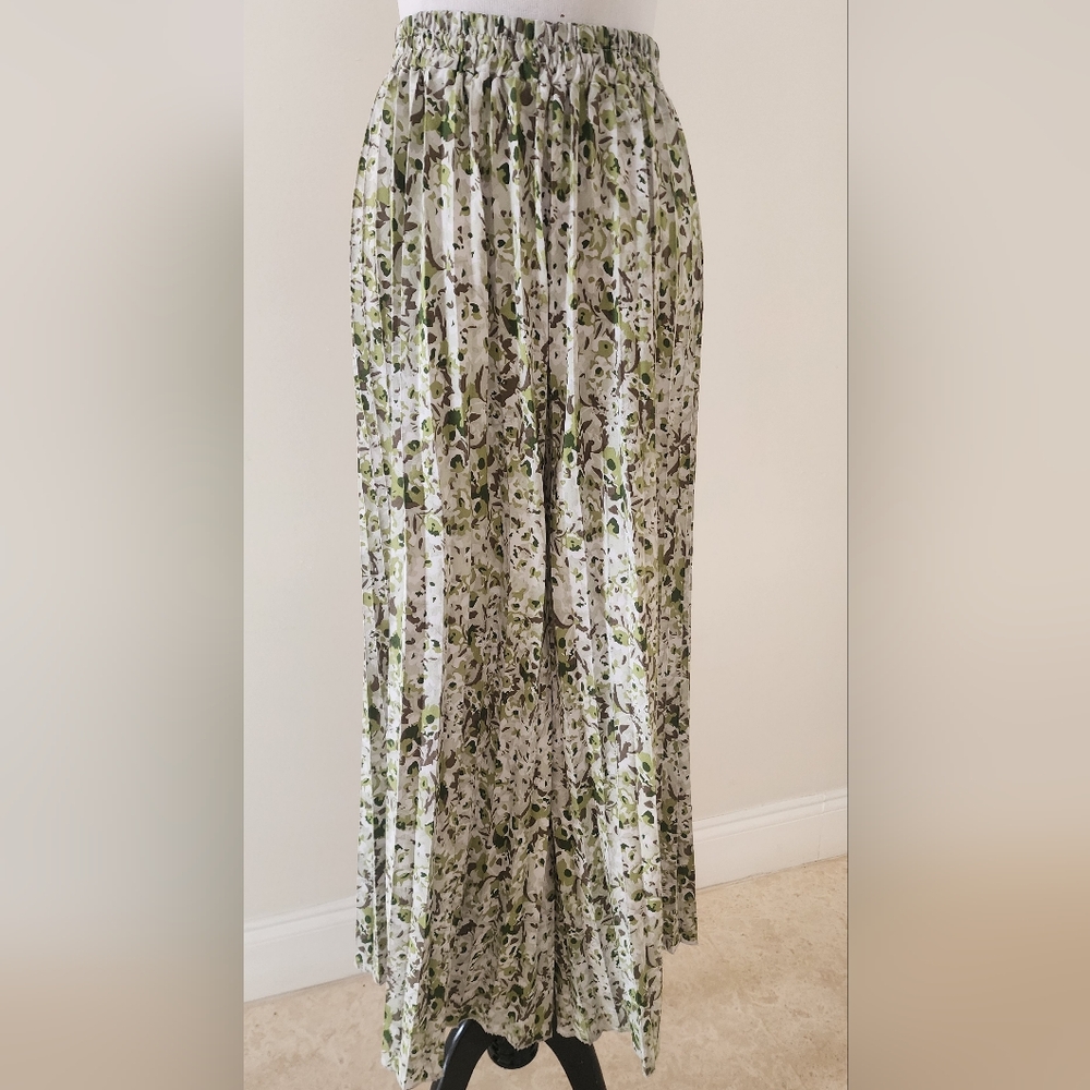 Floral Maxi Skirt in Green and White